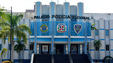 Photo of Policías matan a dos presuntos delincuentes en Villas Agrícolas