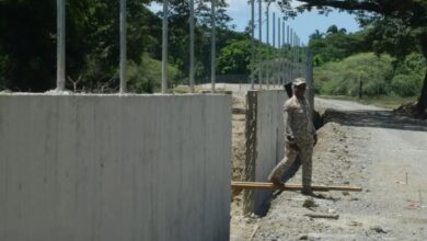 Photo of (Video) avanzan trabajos en verja fronteriza de Dajabón
