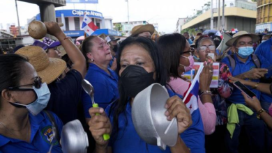 Photo of Panamá congela precios de la gasolina tras protestas
