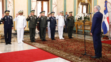 Photo of Presidente Abinader juramenta en Palacio a nuevos mandos militares