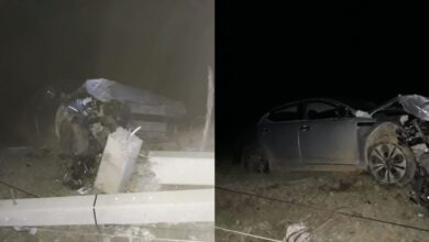 Photo of Vehículo impacta sobre poste del tendido eléctrico en Dajabón