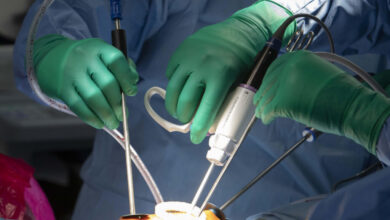 Photo of Realizan en el país primera cirugía de escoliosis sin abrir al paciente y con novedoso dispositivo