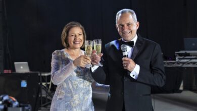 Photo of Viceministro de salud Dr Fernando Ureña y esposa Dra Belkys Rodríguez de Ureña celebran bodas de plata