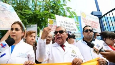 Photo of Médicos volverán a marchar contra las ARS el 2 de noviembre, ahora en Azua