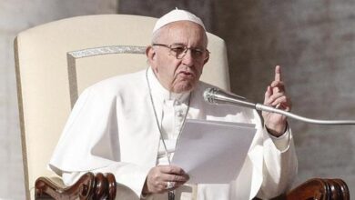 Photo of El papa: la pornografía es un «vicio» también de «sacerdotes y monjas»