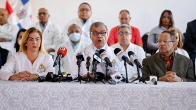 Photo of Médicos suspendieron consultas a pacientes ARS Primera Humano