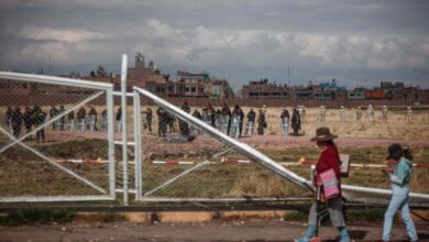 Photo of Al menos 23 heridos en nuevo intento de tomar aeropuerto en el sur de Perú