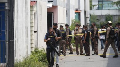 Photo of Policía tailandesa abate a hombre que mató 3 personas tras 15 horas de cerco