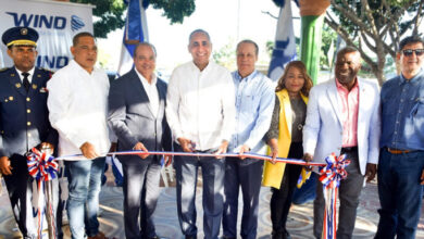 Photo of Indotel y Wind Telecom inician proyecto de fibra óptica en Villa Gautier, San Pedro de Macorís