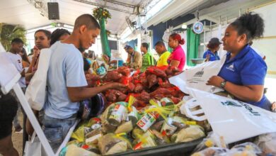 Photo of Inespre reduce a RD$300 combos de habichuelas con dulce en Feria Agropecuaria